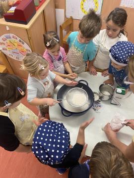 386830433_1546312899515807_7613413282195774009_n