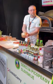 received_679275670799877